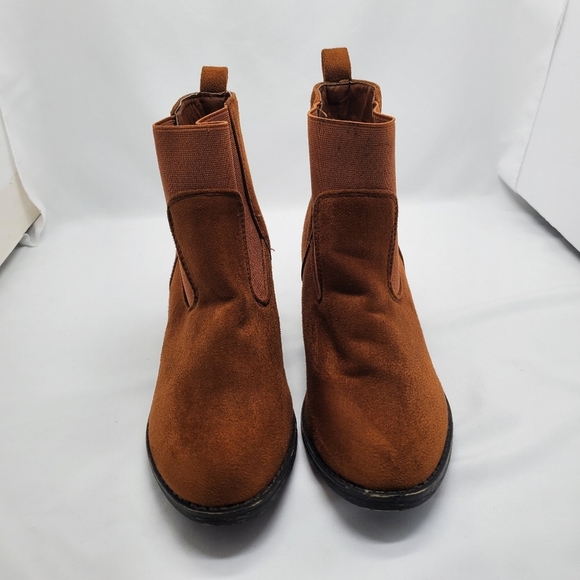1st Kiss Women's Size 7.5M Brown/Orange Pull On Suede Ankle Booties Elastic Side - Picture 2 of 11